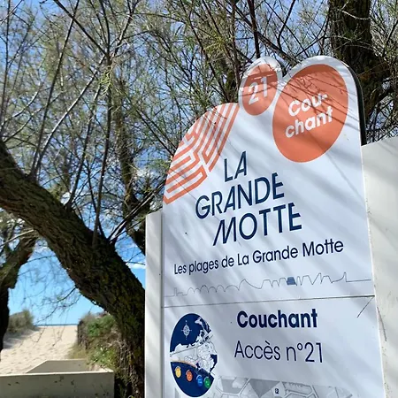 A 100 M De La Plage, Ideal Famille, Parking Prive Apartment *